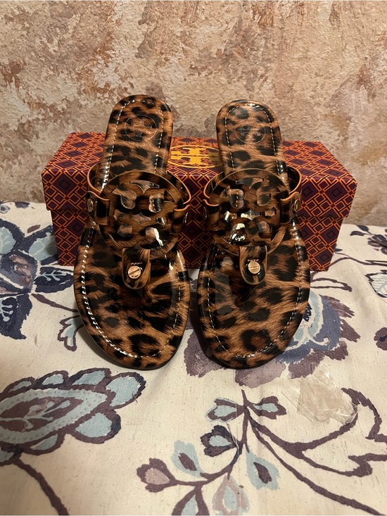 Tory Burch Shoes - Tory Burch Leopard Print Logo Thong Sandals - Brown/Black